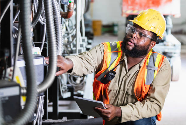 Best Circuit Breaker Repair  in Overland, MO